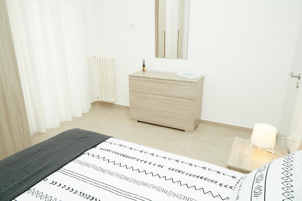 Scirocco Guest House Бриндизи Экстерьер фото
