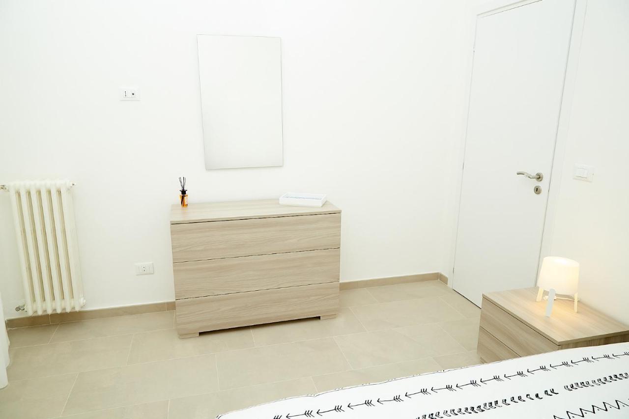 Scirocco Guest House Бриндизи Экстерьер фото